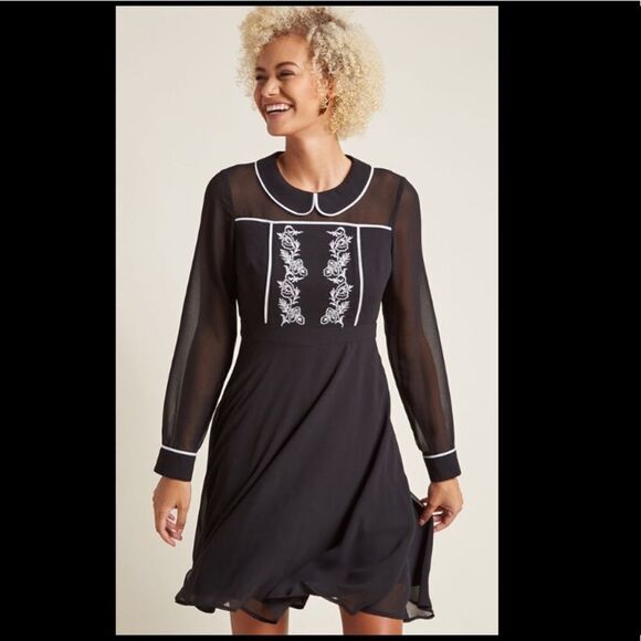 Modcloth Dresses & Skirts - New  ModCloth fit & flare dress. Medium